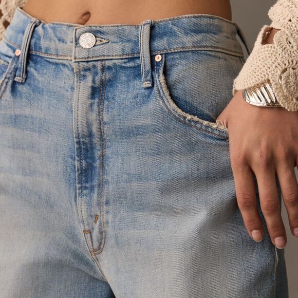 NWT MOTHER The Spitfire Sneak High Rise Wide Leg Jeans Size 33 in I Confess $228 - Picture 7 of 7